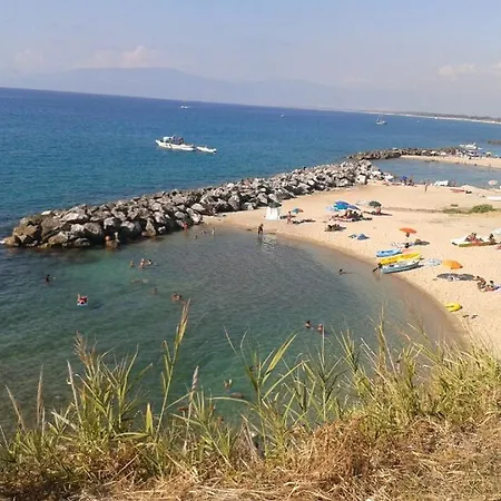 Via Degli Elleni *